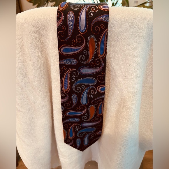 Robert Talbott Other - Robert Talbotts Tie 100% Silk Men's Paisley Necktie